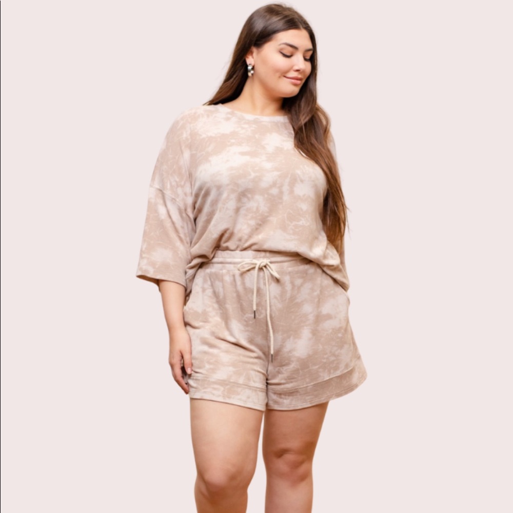 Nude Tye Dye Plus Shorts Set